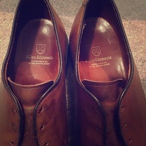 Size 9.5 Allen Edmonds